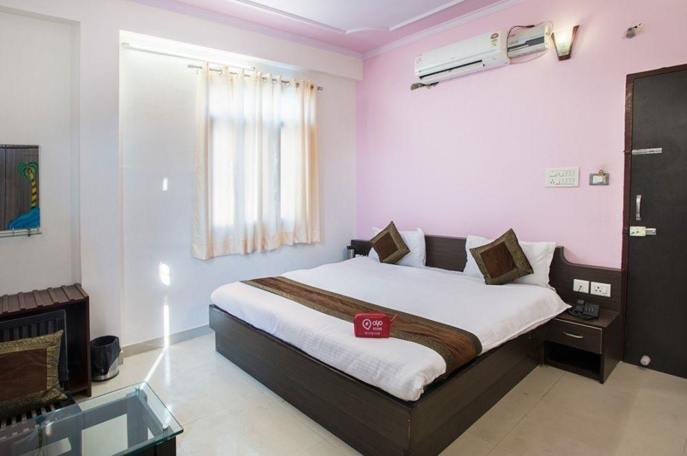 Citrus Hotel Bhiwadi Extérieur photo